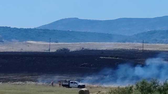 Vasto incendio a Noragugume: elicottero in volo, ma si attende anche il canadair