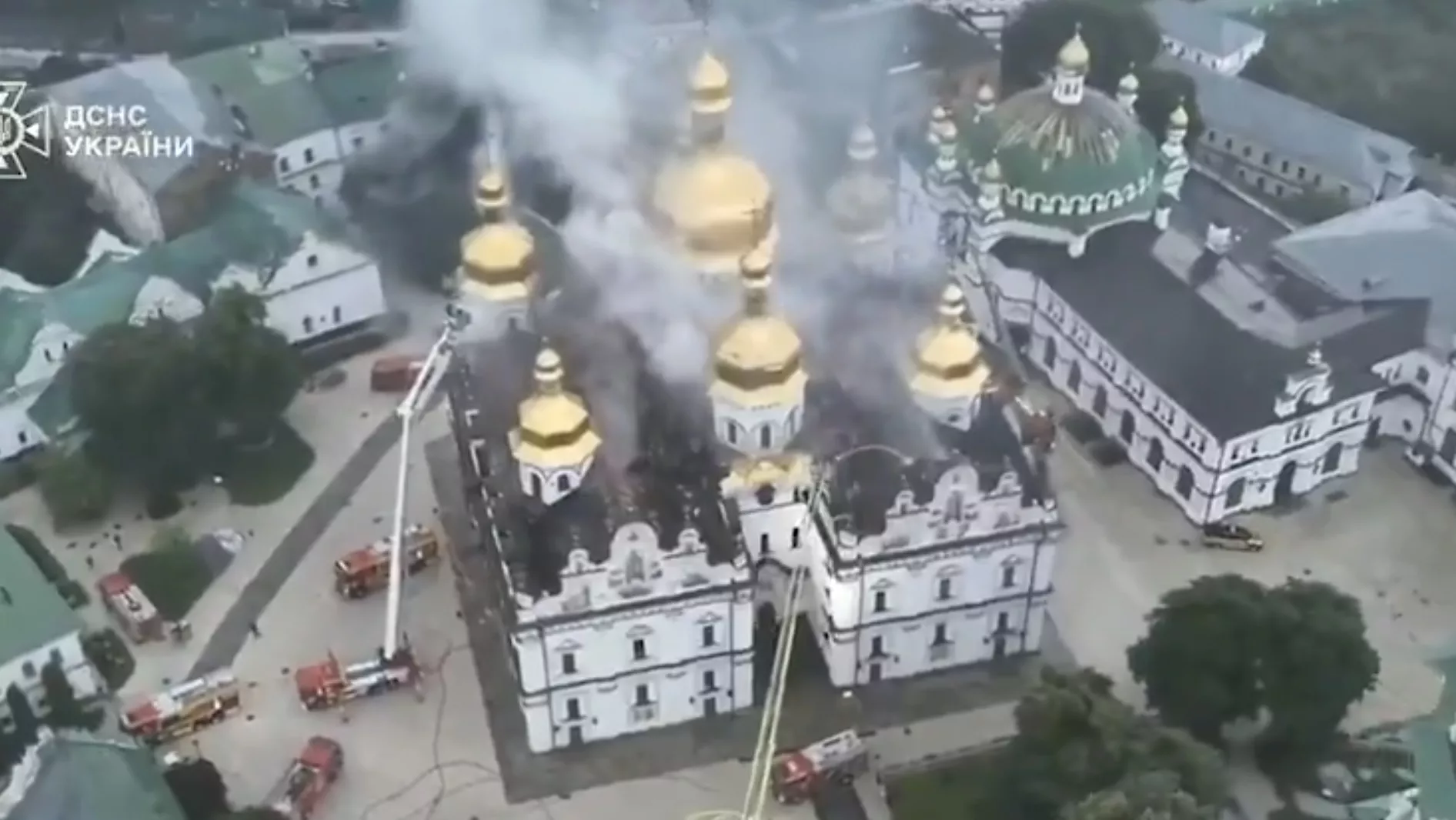Bombe Chiesa Kiev Attacco russo alla cattedrale della Dormizione a Kiev, patrimonio Unesco e luogo sacro dell'Ucraina