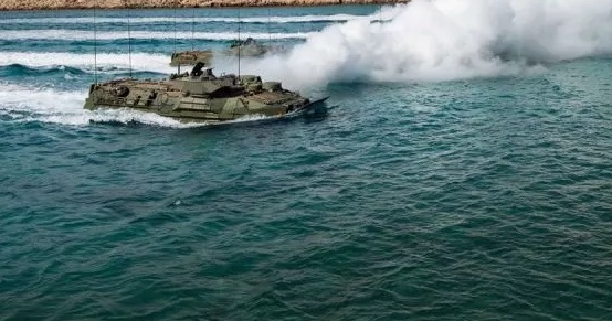 A La Maddalena esercitazioni militari in piena stagione turistica, il Comipa contro il ministero