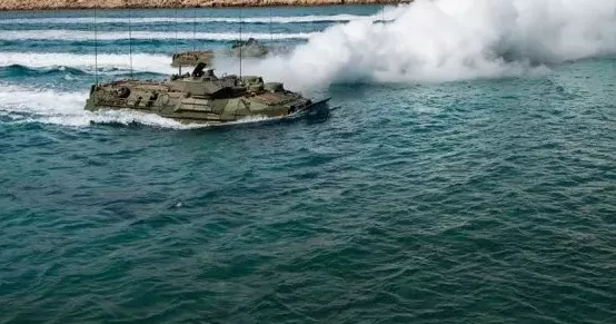 A La Maddalena esercitazioni militari in piena stagione turistica, il Comipa contro il ministero