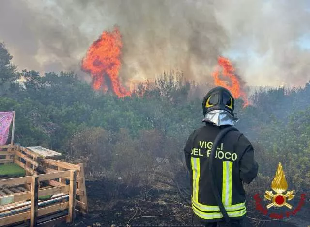 Incendio Centro Abitato Olbia