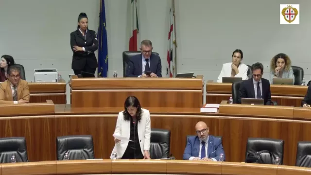 Manovra di bilancio, le risorse rischiano di non essere abbastanza: centrodestra all’attacco 