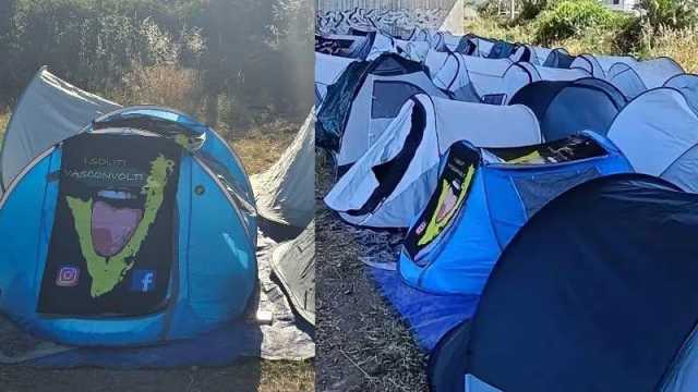Vasco torna in Sardegna e a Olbia spuntano già i fan accampati con le tende