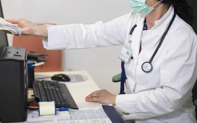 Medico Bas Pochi medici, la Asl di Oristano ne cerca due: via alle richieste per i posti a tempo determinato