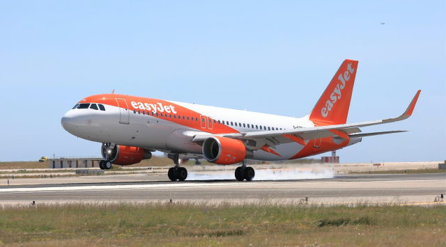 Easyjet Volo Aeroporto di Cagliari, EasyJet annuncia due nuove rotte invernali: da ottobre si potrà viaggiare a Parigi e Ginevra