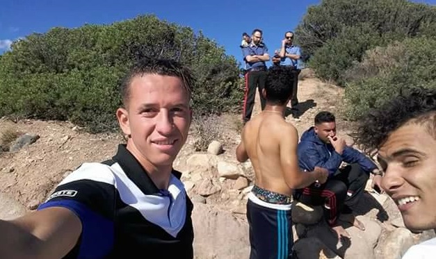 Algerini Selfie Carabinieri