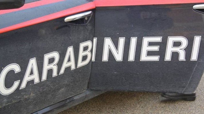 Carabinieri Auto Sportello