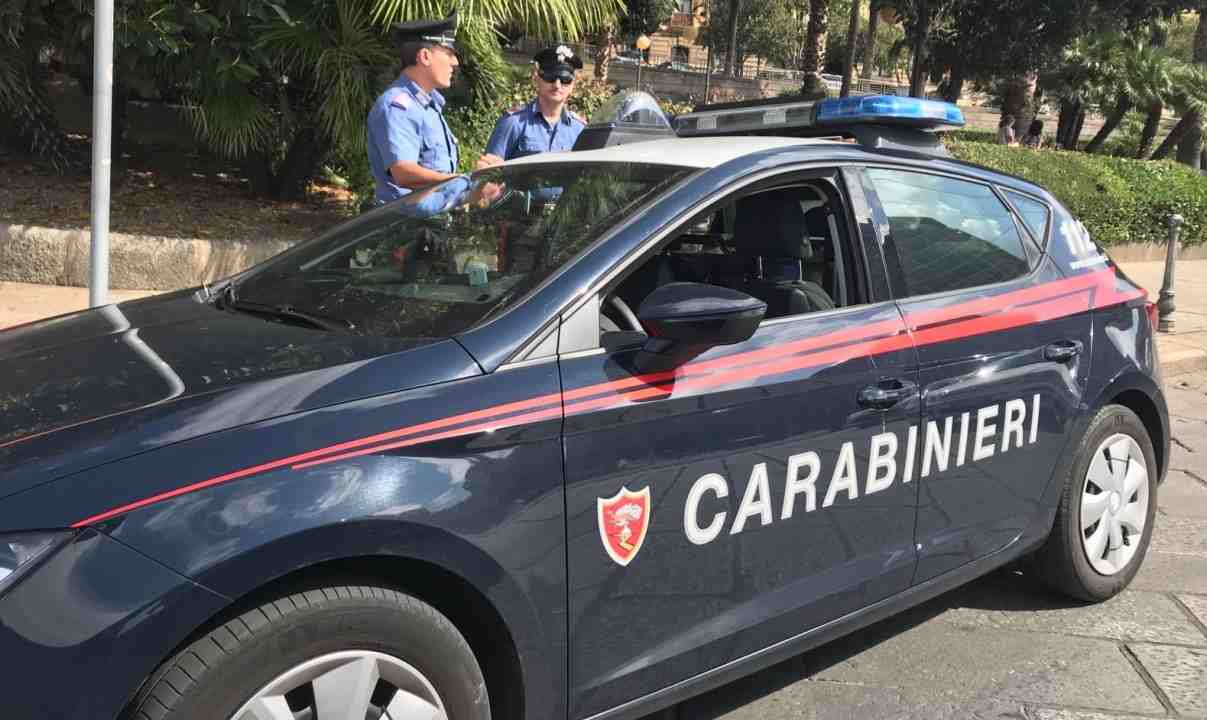 Carabinieri Piazza Amendola