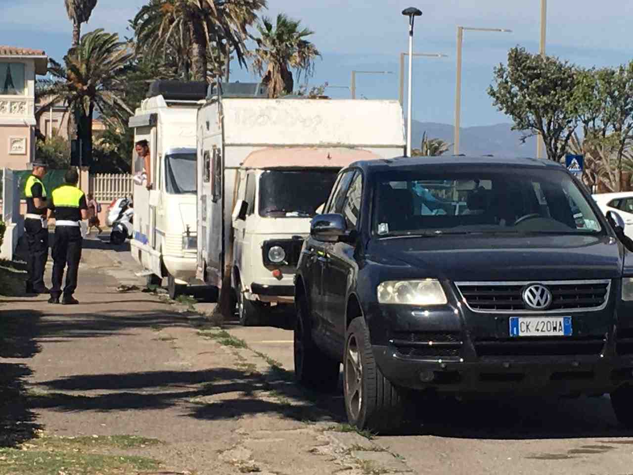 Polizia Municipale Campeggio Abusivo Poetto Cavalluccio
