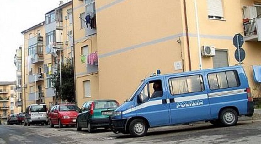 Polizia Via Seruci