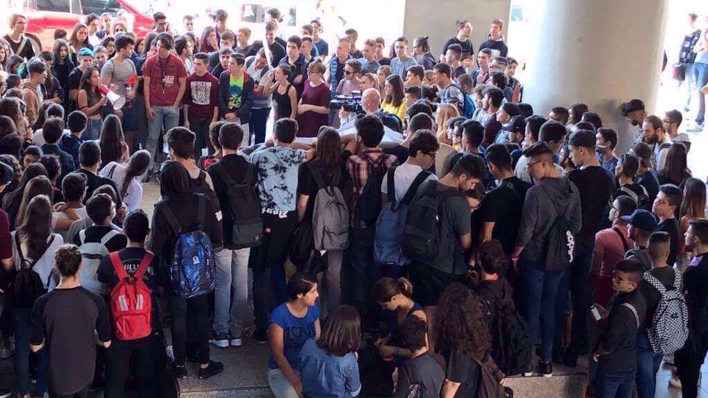 Protesta Studenti Cagliari Scuola Lavoro