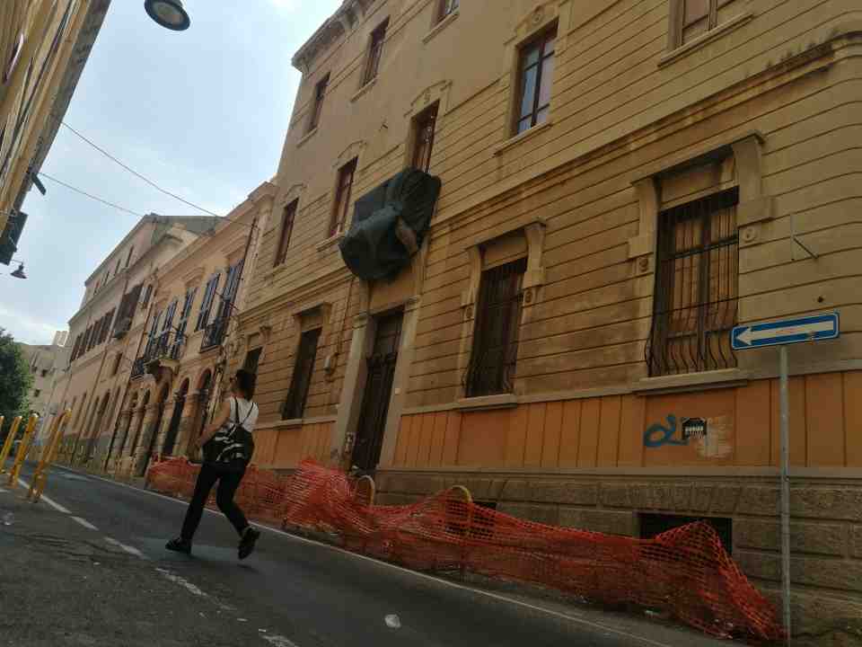 Via Eleonora DArborea Cagliari Palazzo Abbandonato 2