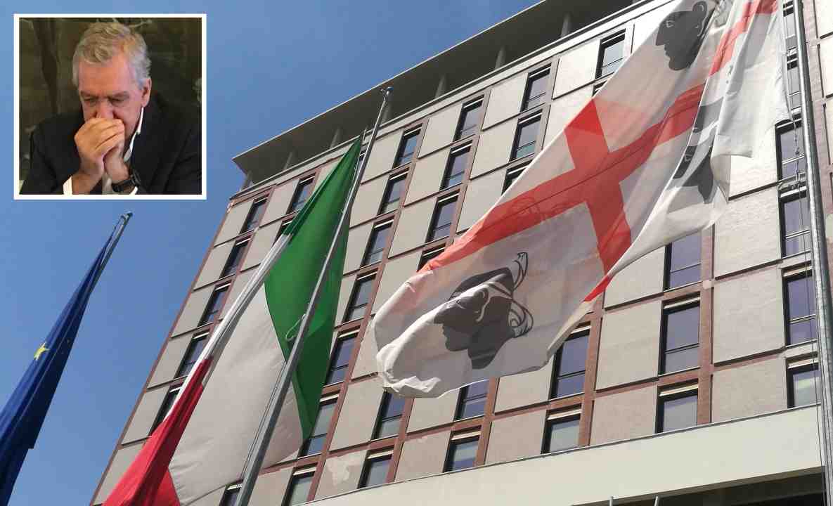 Viale Trento Palazzo Della Regione Con Pigliaru