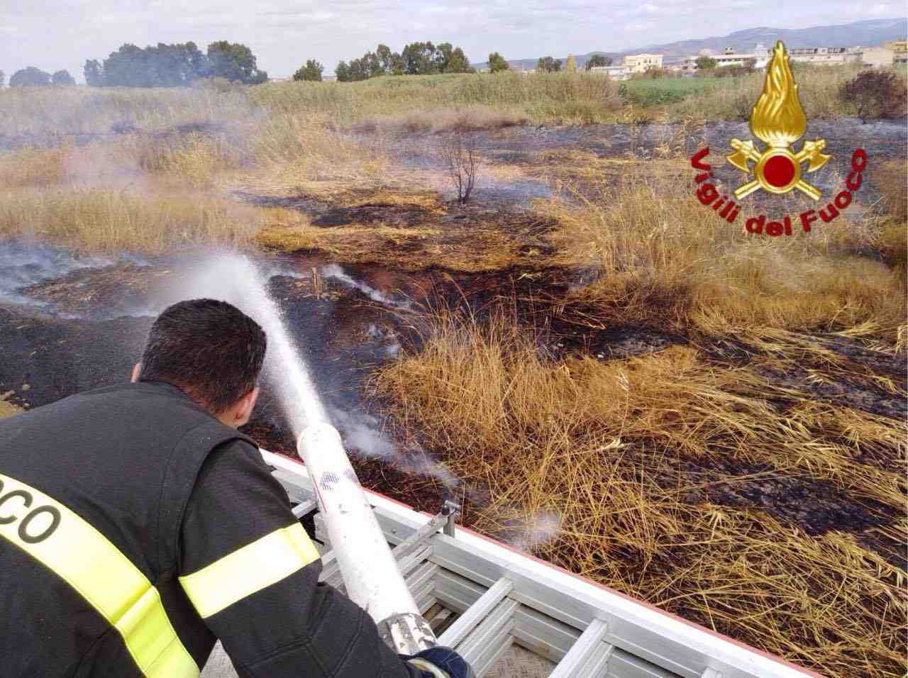 Vigili Del Fuoco Molentargius Terra Dei Fuochi 2