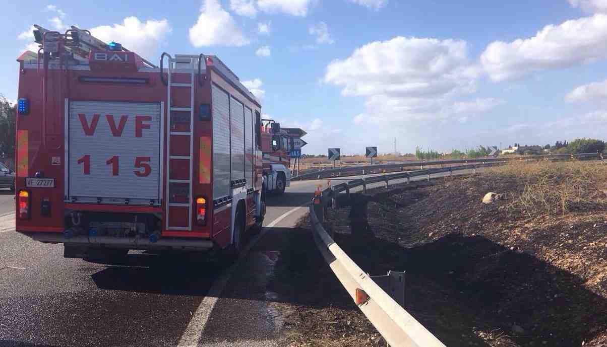 Vigili Del Fuoco Incendio Ss130 2 C