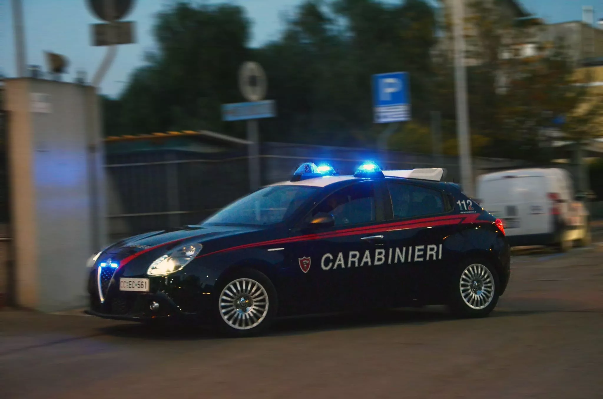 Sanluri, viaggiava sulla sua auto ma era in fermo amministrativo: 61enne minaccia i carabinieri