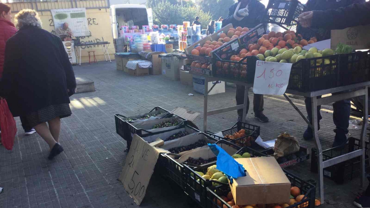 Abusivi Mercato Via Quirra 2 Copia