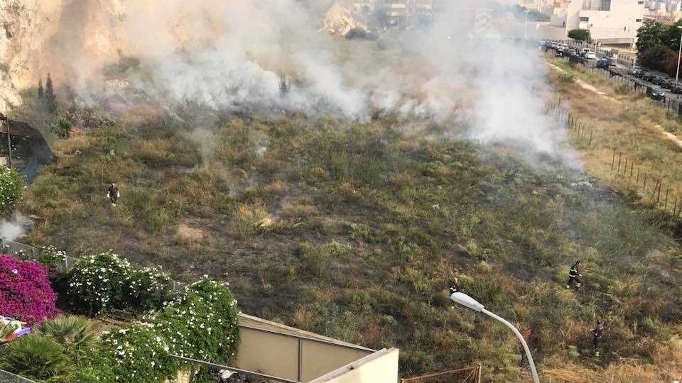 incendio-campo-zona-punici