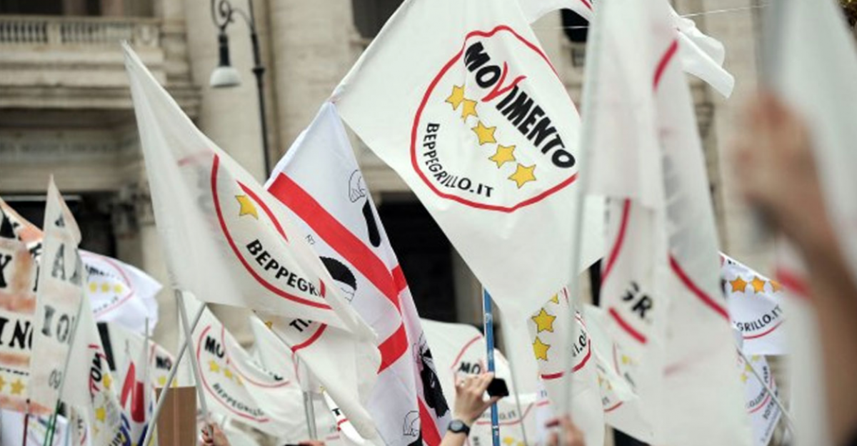 m5s-bandiere m5s-bandiere