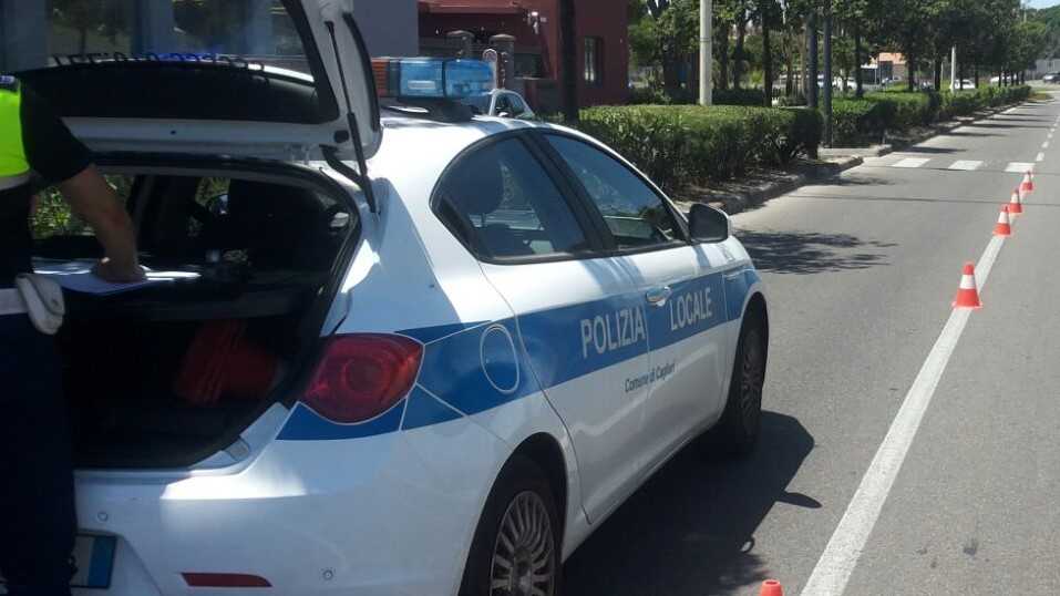 Polizia-municipale-viale-Poetto-stretta Polizia-municipale-viale-Poetto-stretta