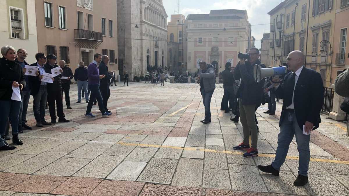 Protesta-giornalisti-piazza-Palazzo