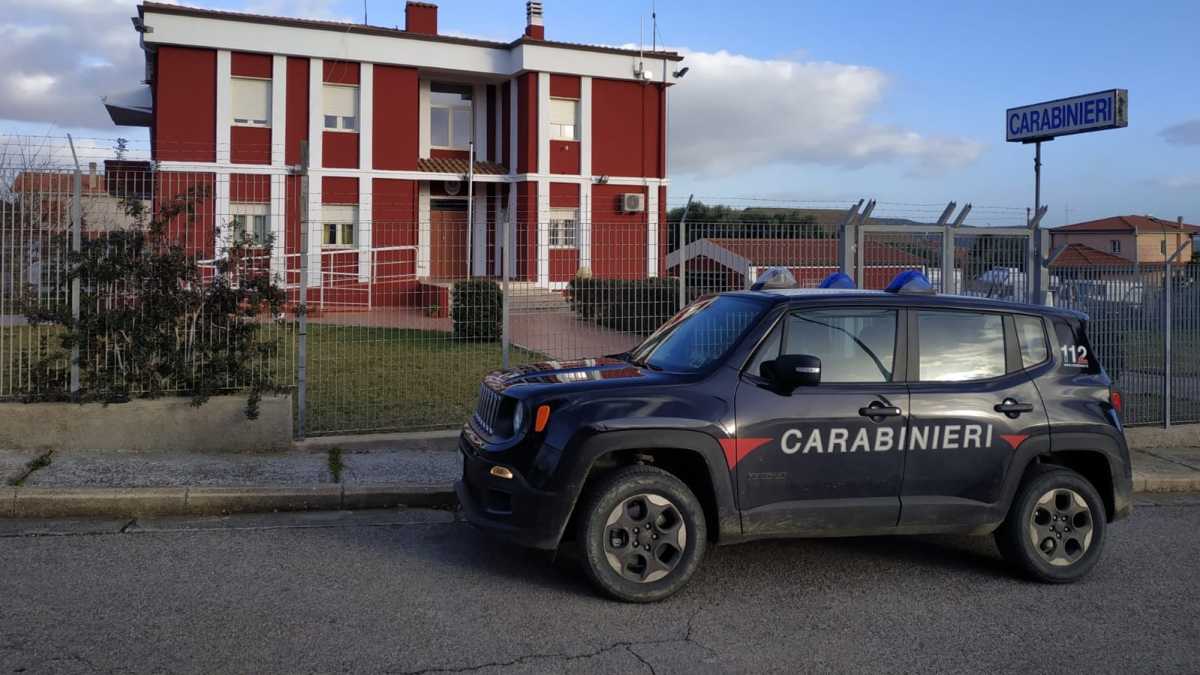 carabinieri-gesturi