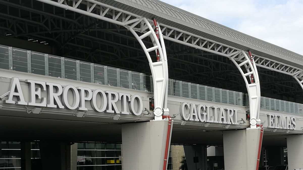 Aeroporto-Elmas-Mario-Mameli-cagliari