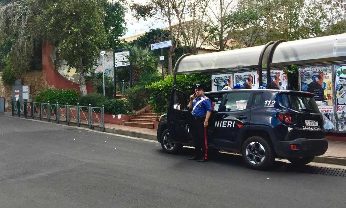 Carabinieri-bus