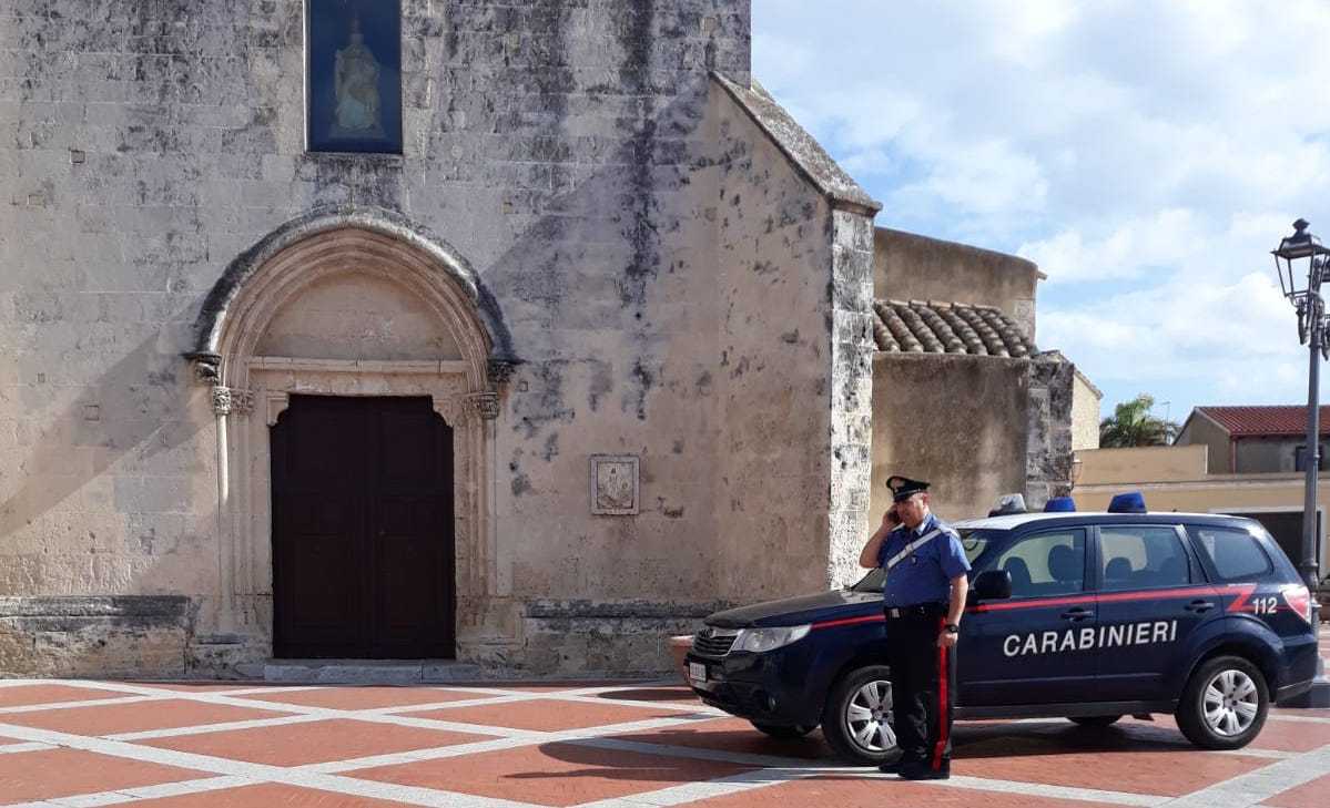 chiesa-assemini-atti-osceni