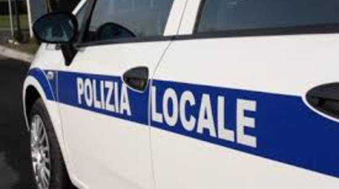 polizia-locale-auto