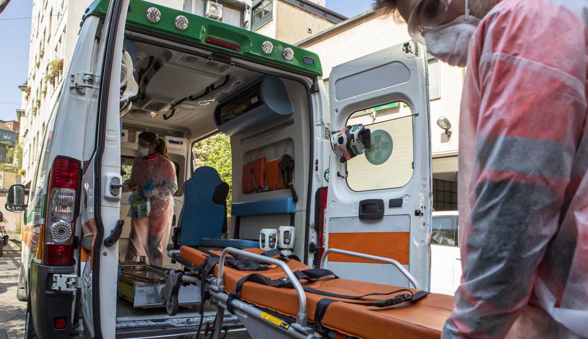 Ambulanza-111