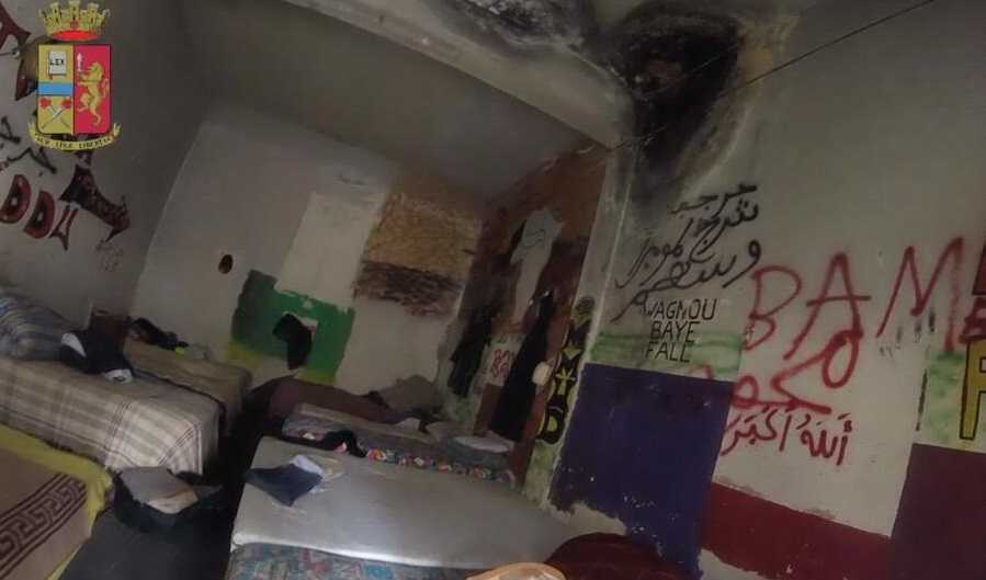 Polizia-via-riva-di-ponente