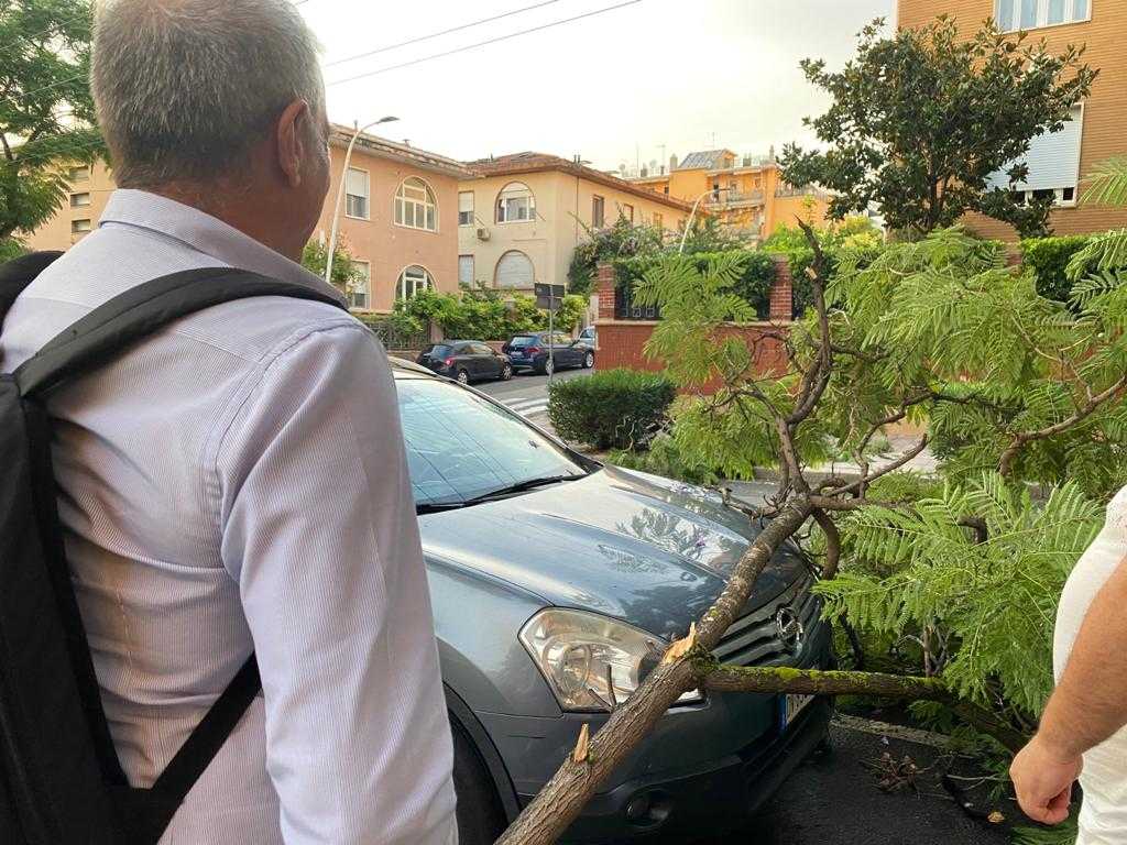 Crollo Via MIlano Crollo-via-MIlano