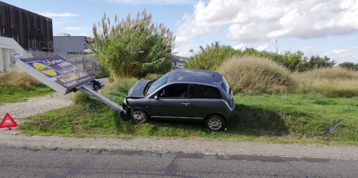 INCIDENTE-CAGLIARI-VIALE-MARCONI-