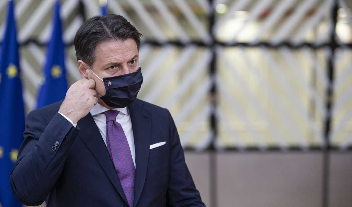 conte-mascherina-eur