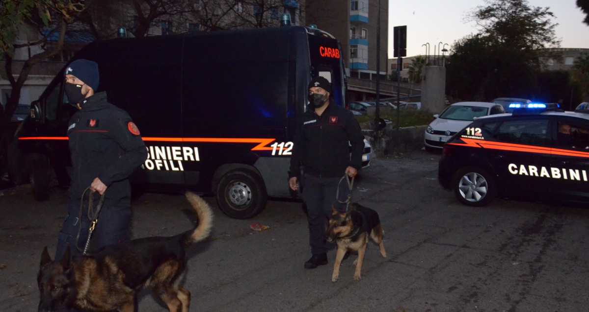 blitz-carabinieri-santelia