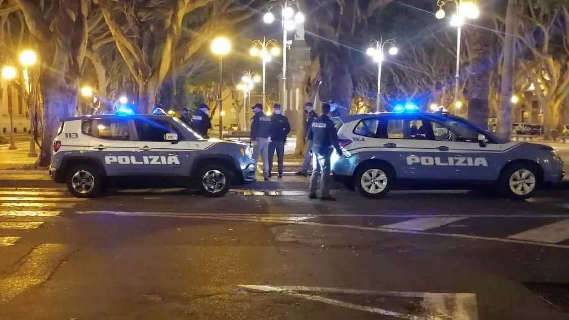pOLIZIA-Piazza-del-Carmine-Cagliari