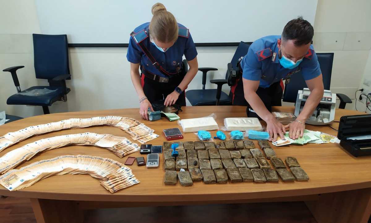 arresti-capoterra-droga-soldi