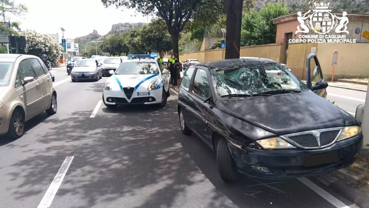 incidente viale poetto cagliari