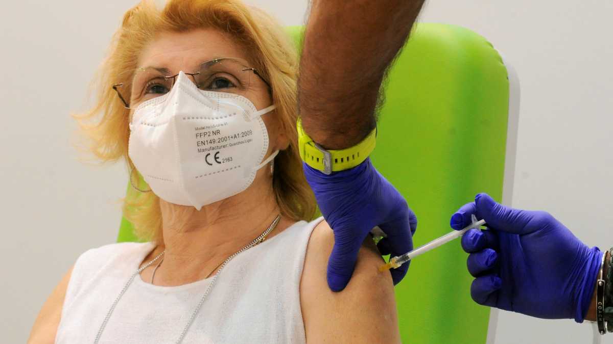 vaccinazione-anziano-