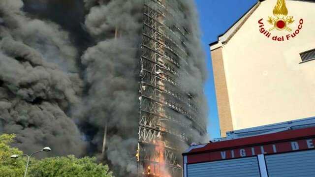 torre-del-moro-fumo-fiamme