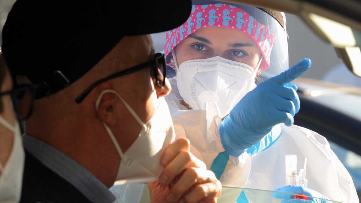 In-Sardegna-conteggiati-anche-i-test-antigenici-rapidi