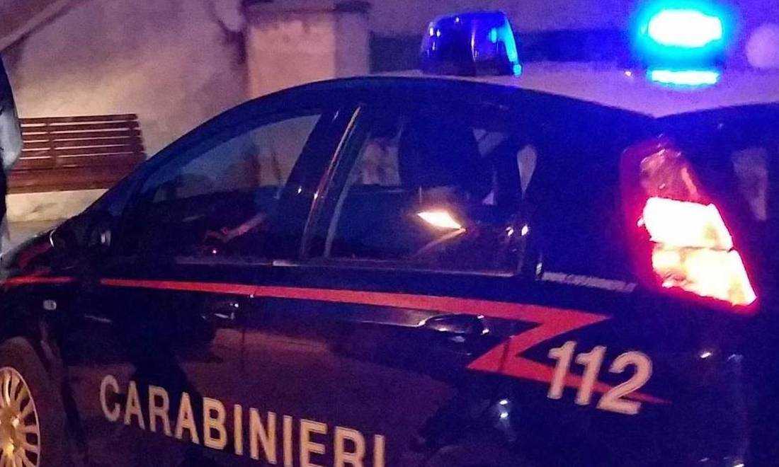 carabinieri-notturna-luci