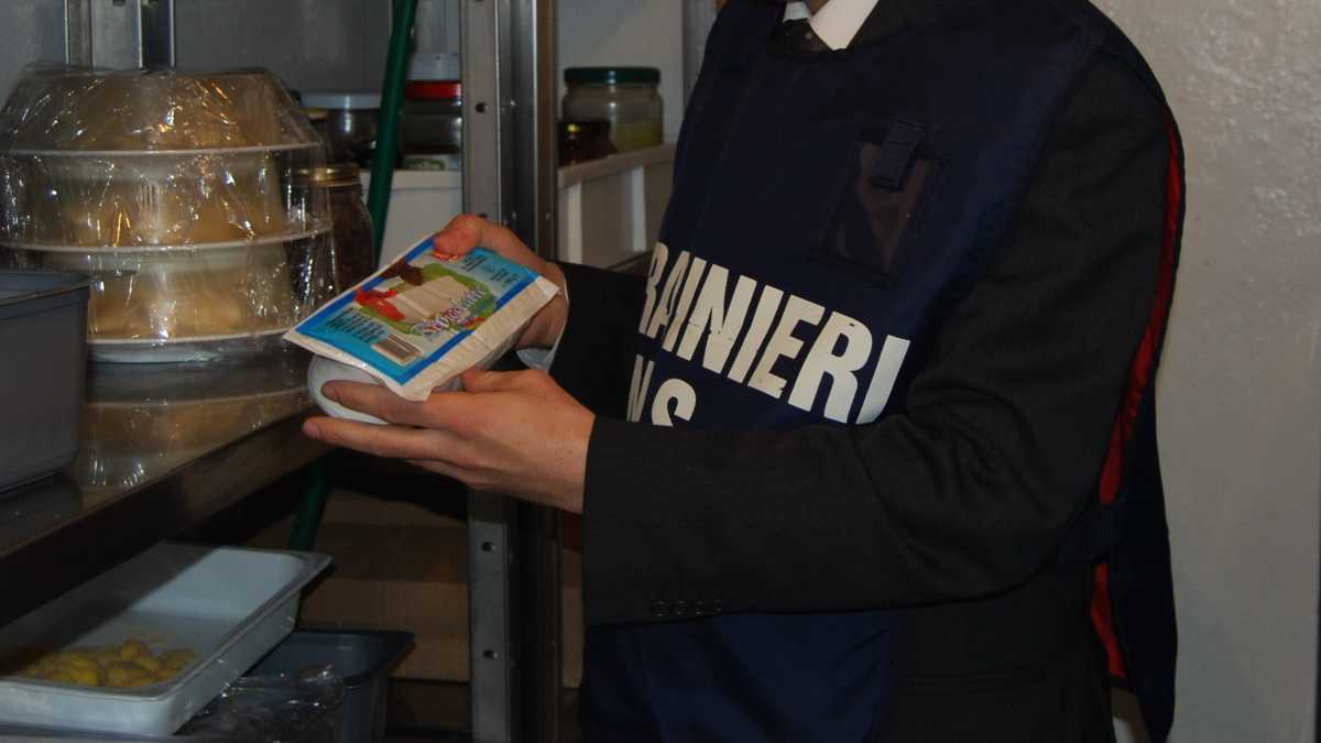 Ispezione-dei-Nas-a-Cagliari