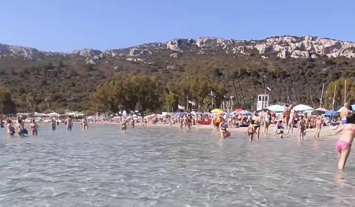 YouTG.NET - Allarme caldo in Sardegna, afa e polveri sahariane: temperature  oltre i 40 gradi