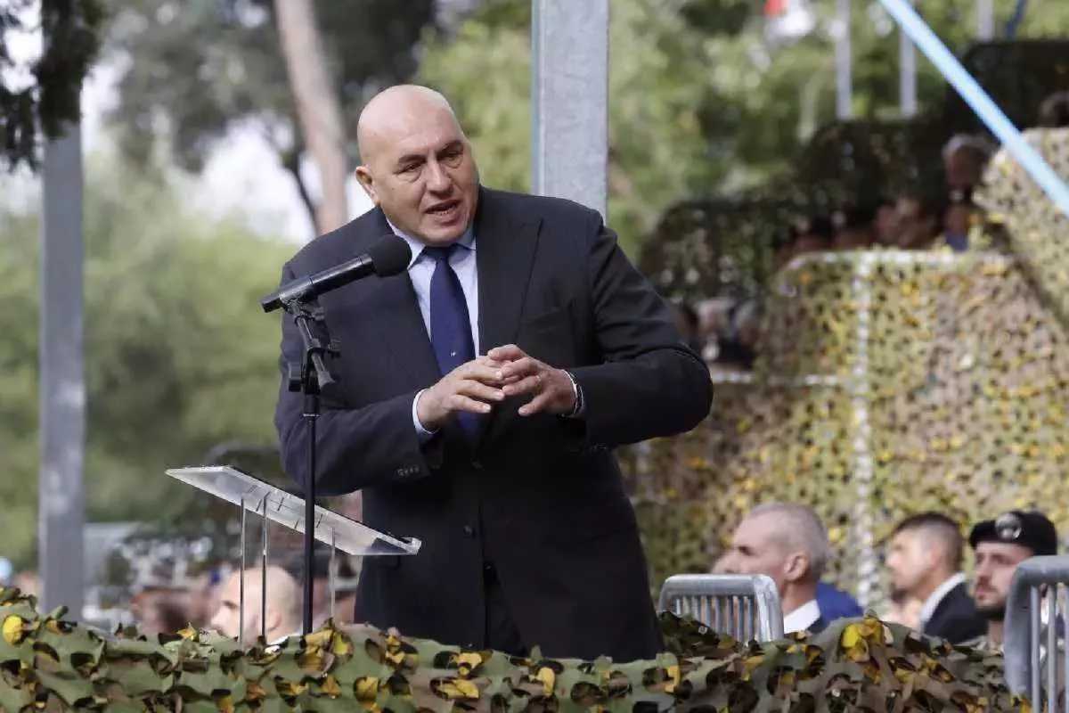 Crosetto 2 Crosetto-2