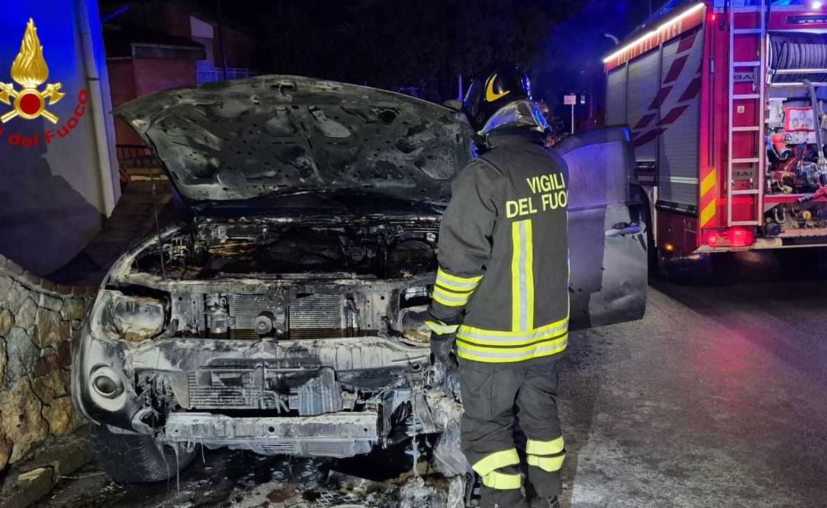 Incendi Auto Jerzu Bosa Aritzo incendi-auto-jerzu-bosa-aritzo