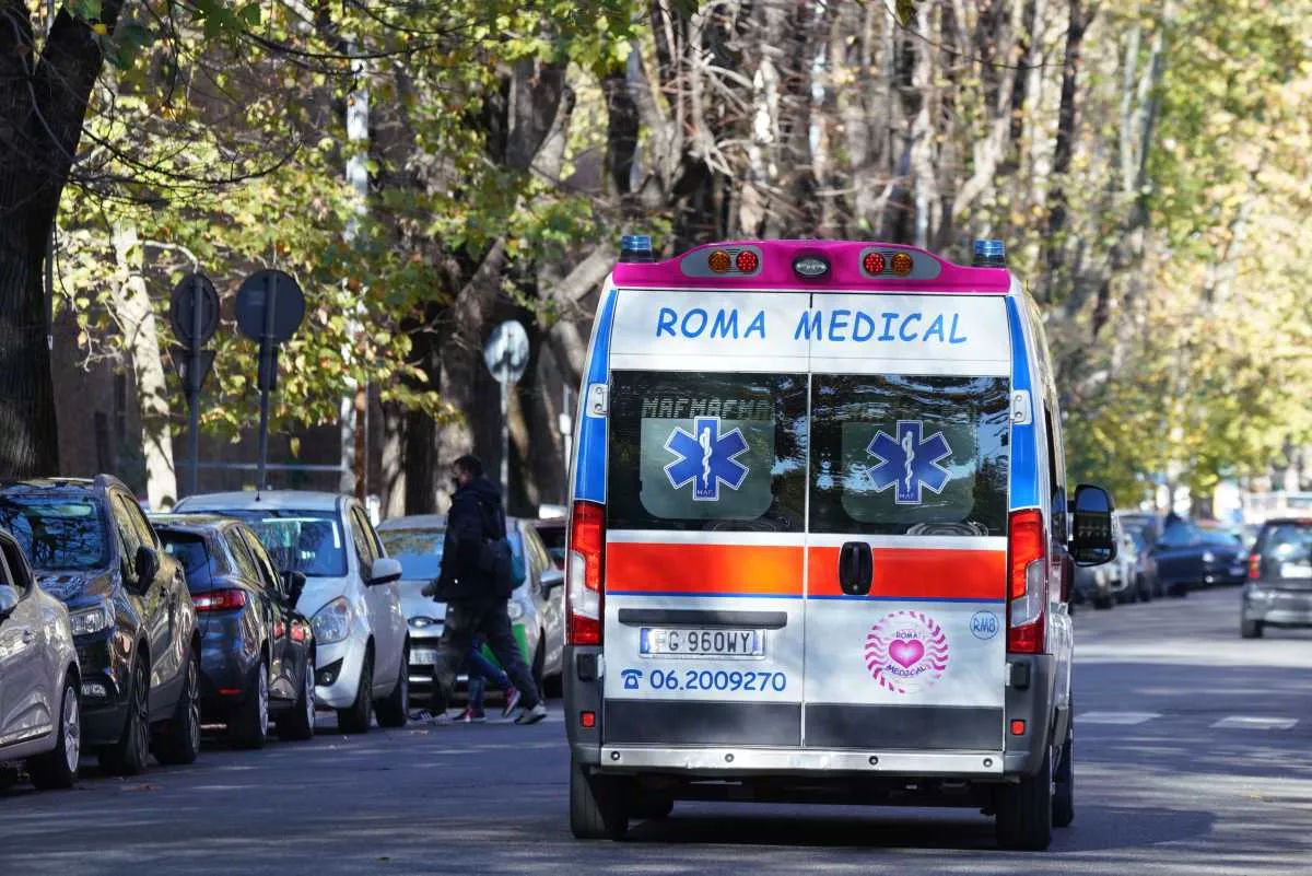 ambulanza-roma-youtg