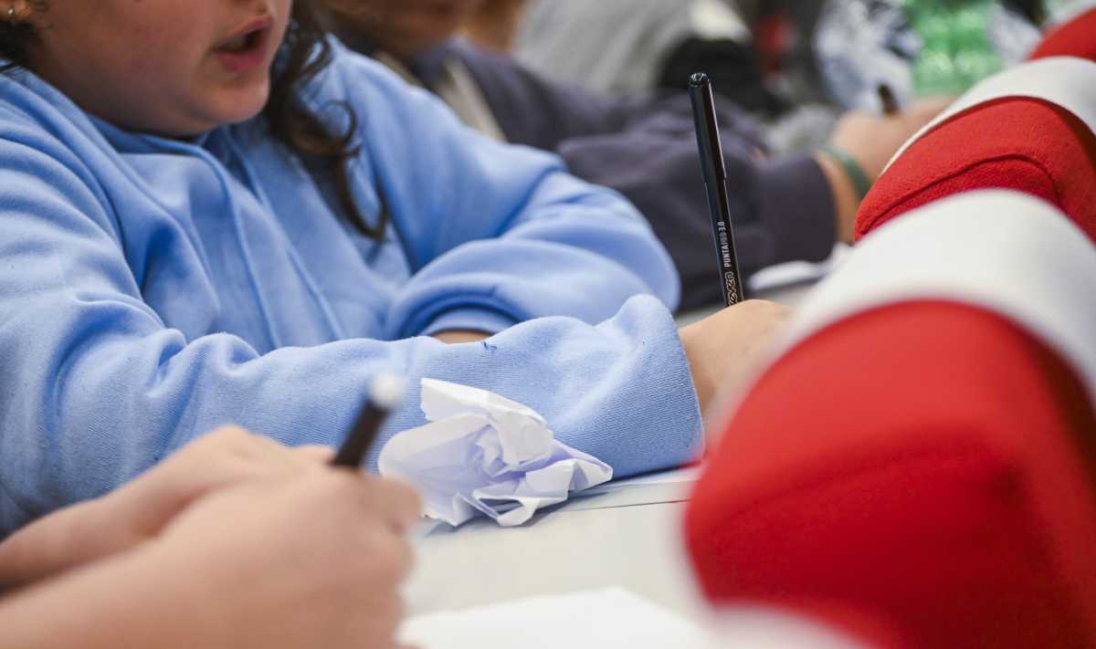 scuola-bambini-penna