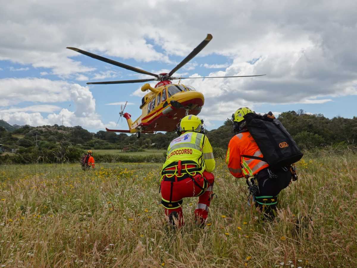 ELISOCCORSO AREUS In Atterraggio ELISOCCORSO-AREUS-in-atterraggio